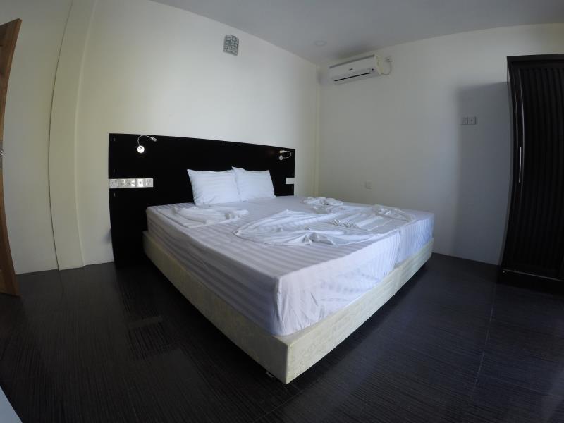 Seven Corals Hotel Maafushi Exterior foto